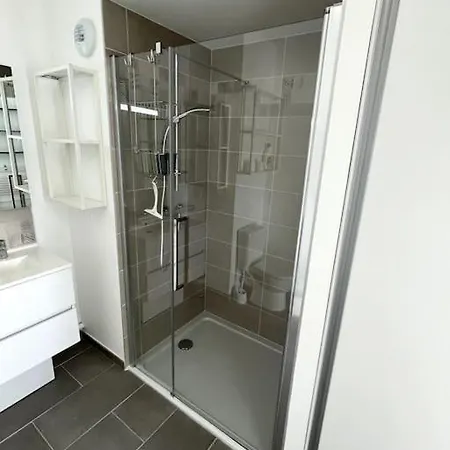 Appartement Avec Balcon Et Parking! Puilboreau