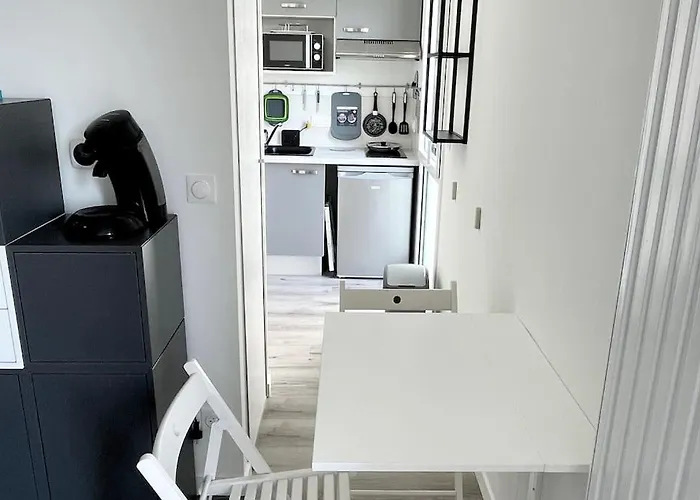 Apartment Avec Balcon Et Parking! Puilboreau