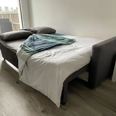 Avec Balcon Et Parking! Puilboreau