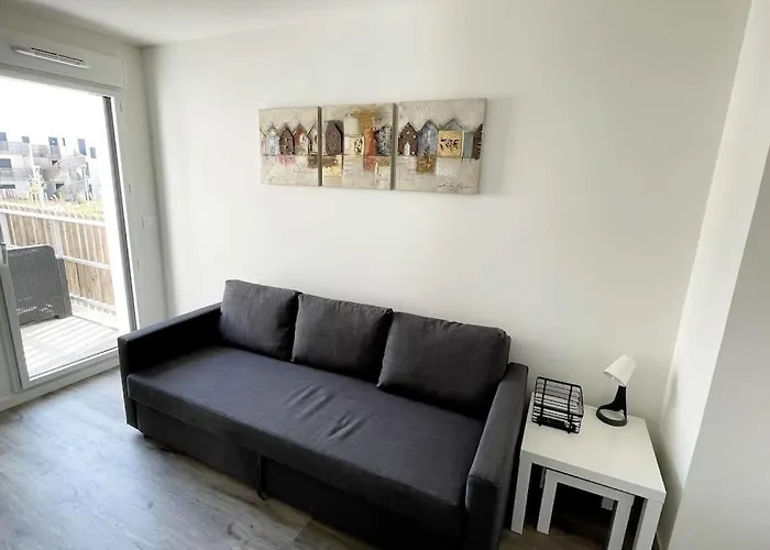 Avec Balcon Et Parking! Puilboreau